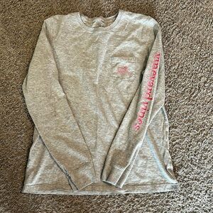 Women’s Vineyard Vines LS Pocket Whale Shirt, Size S; Pink/Red Ombré Logo Sleeve
